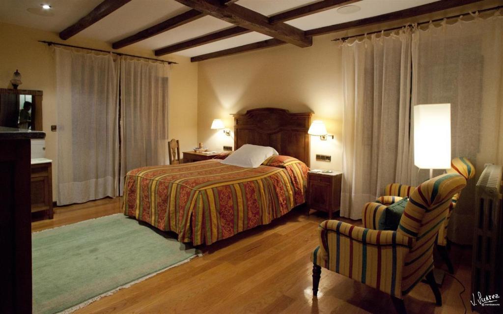 Maison d'hôtes Casa Grande De Soutullo à Coles Extérieur photo